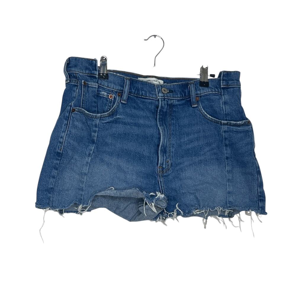 Abercrombie & Fitch The Mom Short High Rise Jean Denim Short Size 31
